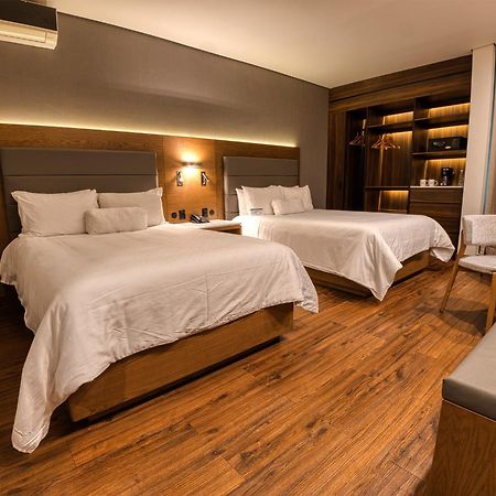 Hotel Victoria Ejecutivo à Guadalajara Extérieur photo