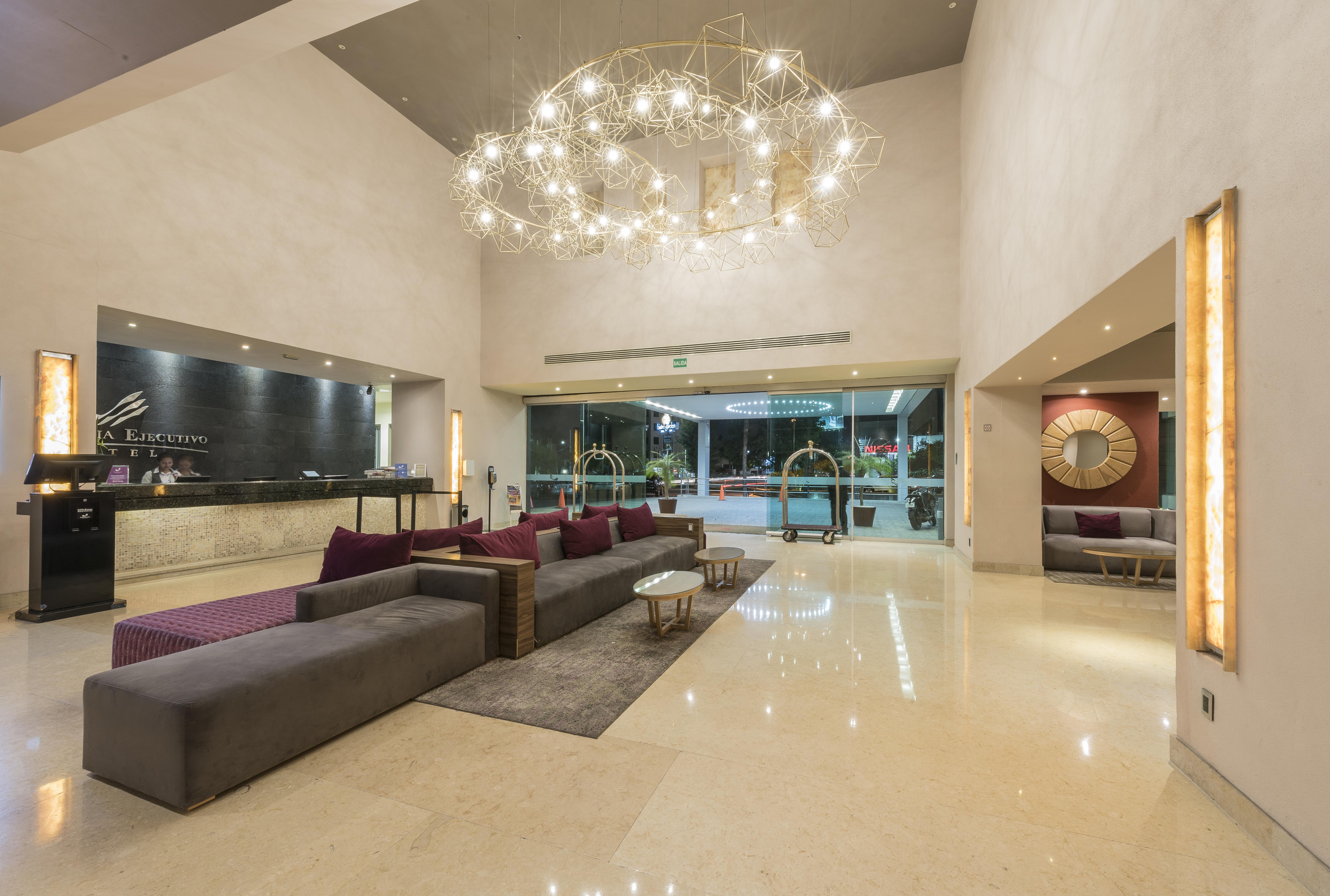 Hotel Victoria Ejecutivo à Guadalajara Extérieur photo