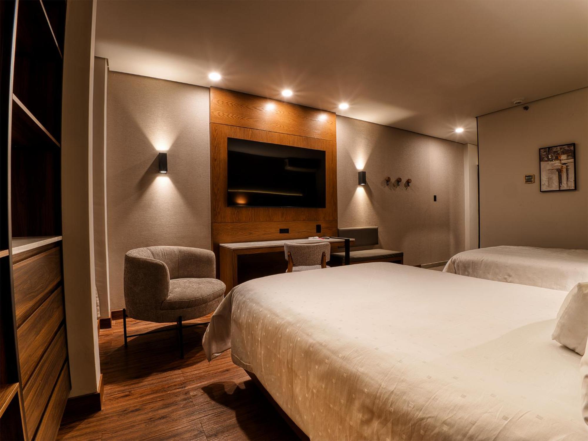 Hotel Victoria Ejecutivo à Guadalajara Extérieur photo